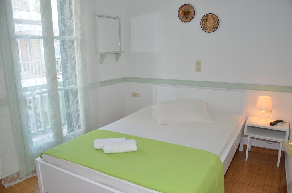 Aegli Rooms Тинос Стая снимка